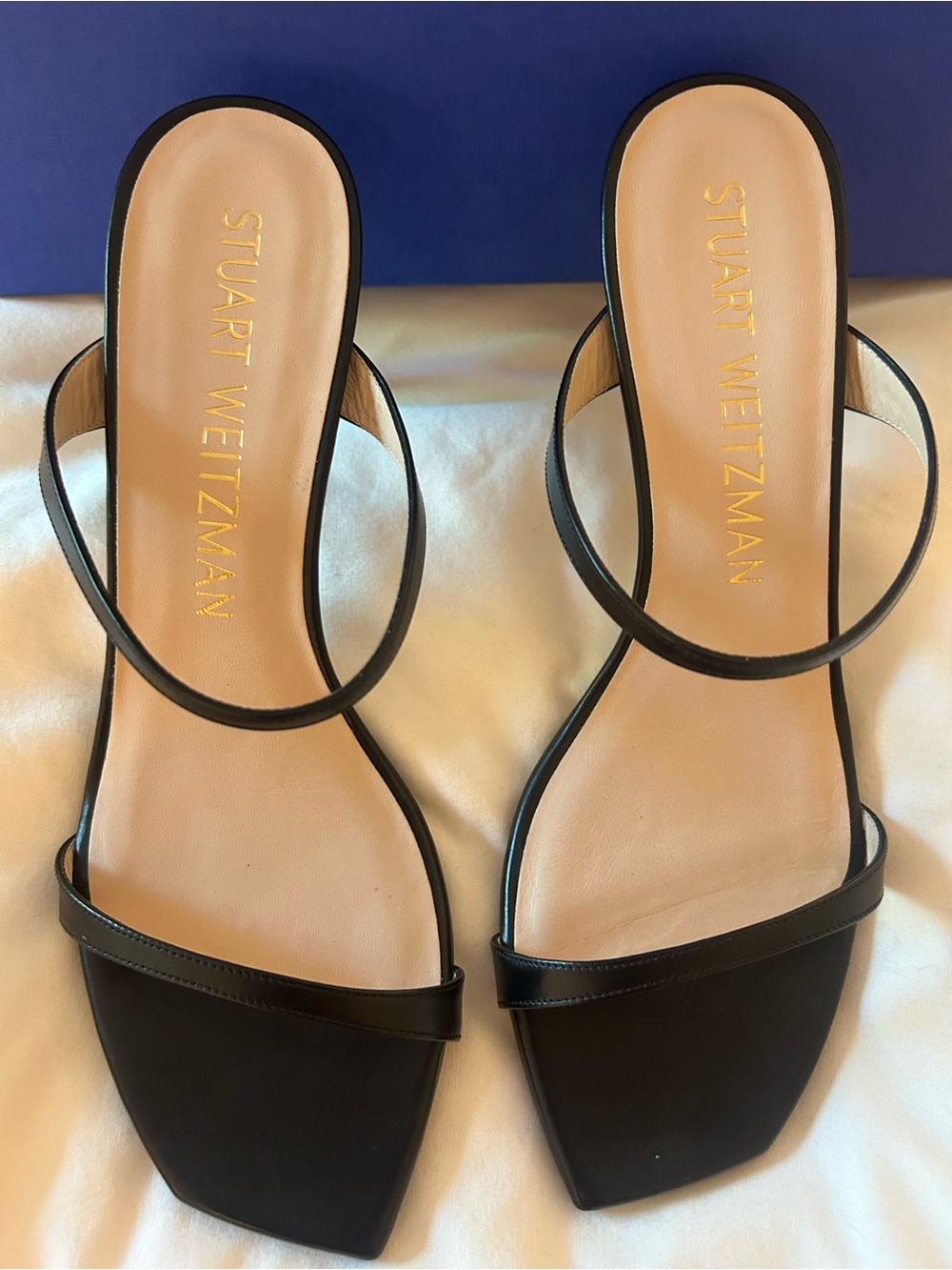 Stuart Weitzman Black Leather Cross-Strap Stiletto Sandals - Picture 3 of 5
